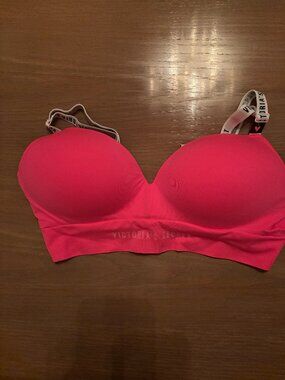 Victoria's Secret Wireless Pushup Bra, Large, Hot Pink